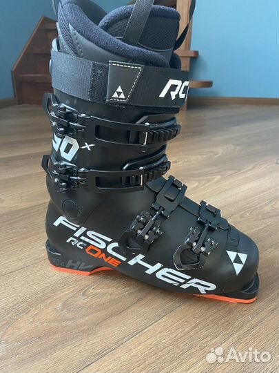 Горнолыжные ботинки