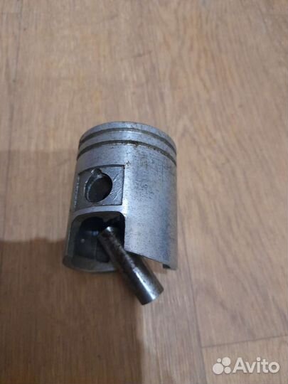 Поршень на Минск