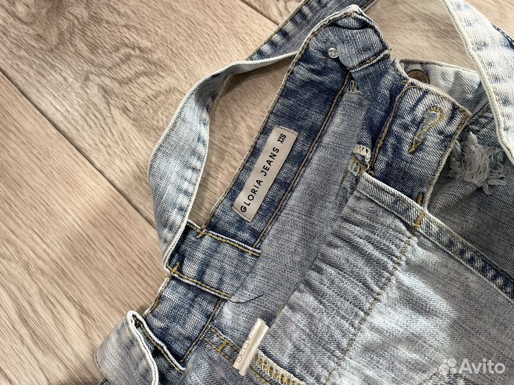 Шорты джинсовые