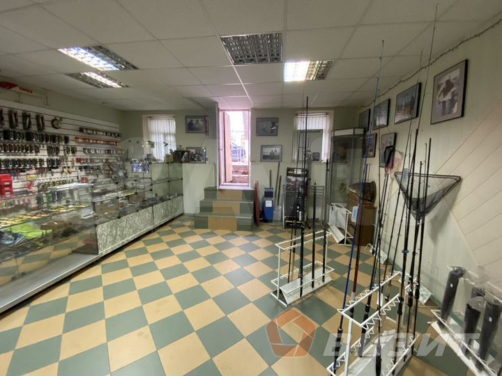 Торговое помещение на 1-й линии у Филармонии