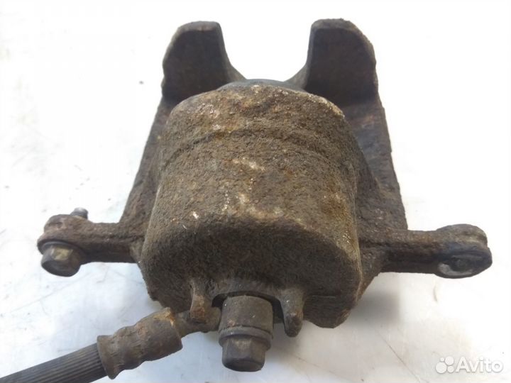 Суппорт передний левый Kia Sorento 2 2012