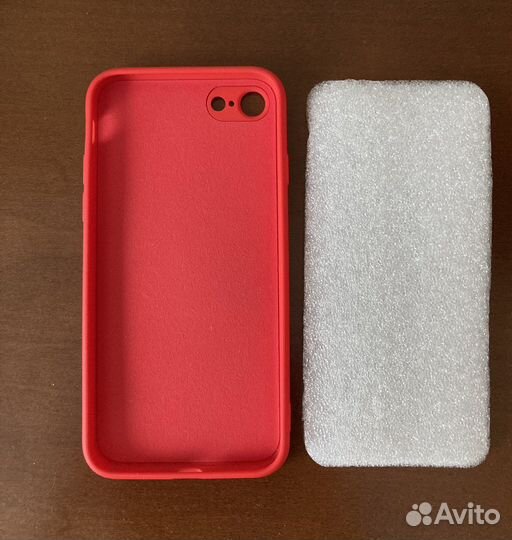 Чехол на iPhone SE 2020