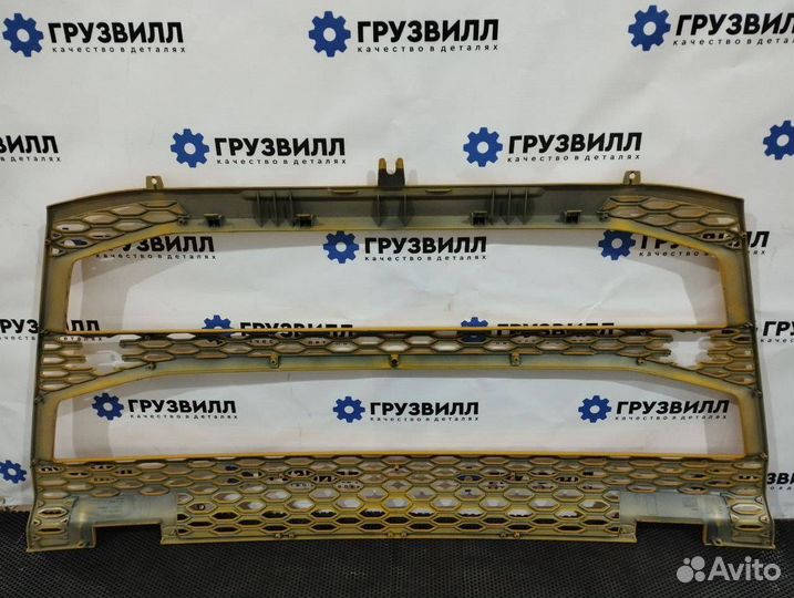 Решетка в бампер Volvo FH5 84235709