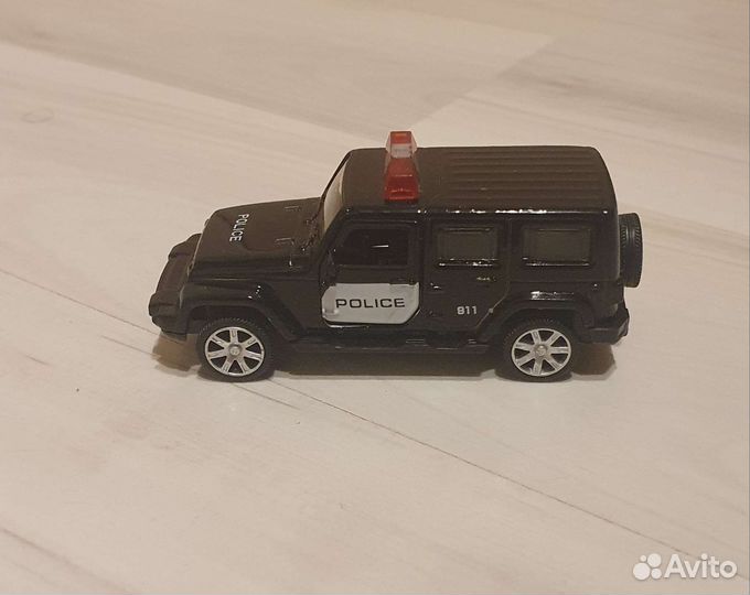 Машинки в ассортименте