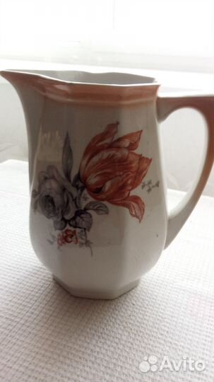 Кувшин фарфоровый винтаж