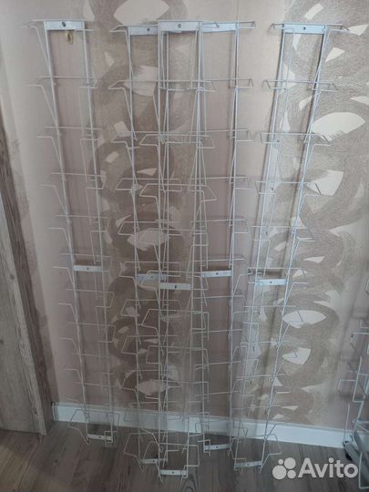 Буклетница, полки