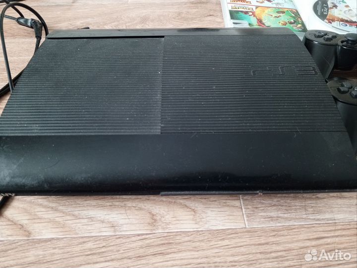 Sony playstation 3 super slim