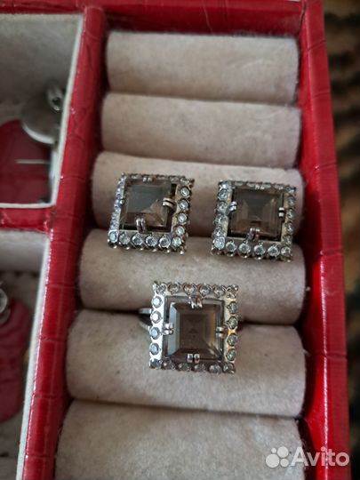 Серебряные серьги с топазом