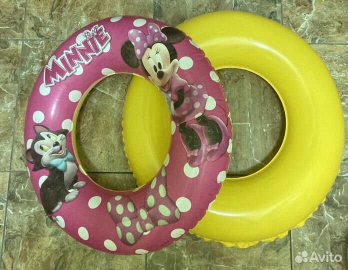 Круг для плавания спасательный круг