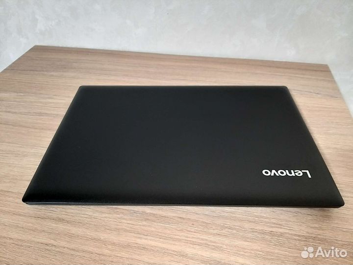 Ноутбук lenovo