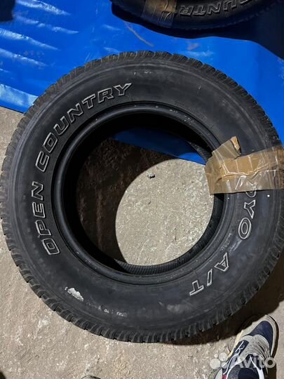 Toyo Open Country A/T 265/65 R17