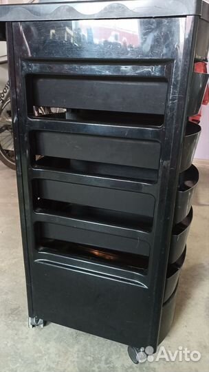 Этажерка на колесиках для парикмахера
