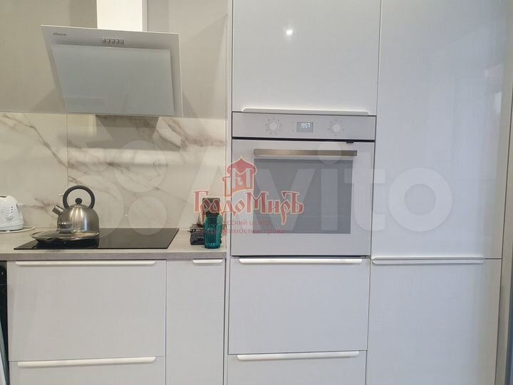 3-к. квартира, 81,3 м², 3/17 эт.