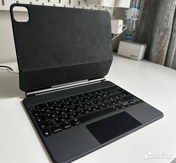 Apple magic keyboard iPad 11