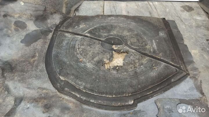 Обшивки багажника бмв е36 седан