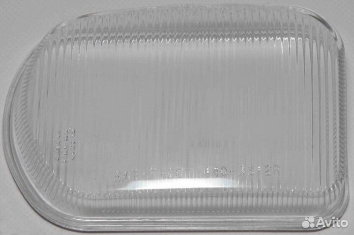 Стекло противотуманной фары правое Mercedes W203