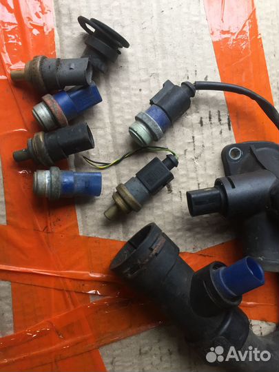 Датчик включения вентилятора 8D0959481B Audi VW