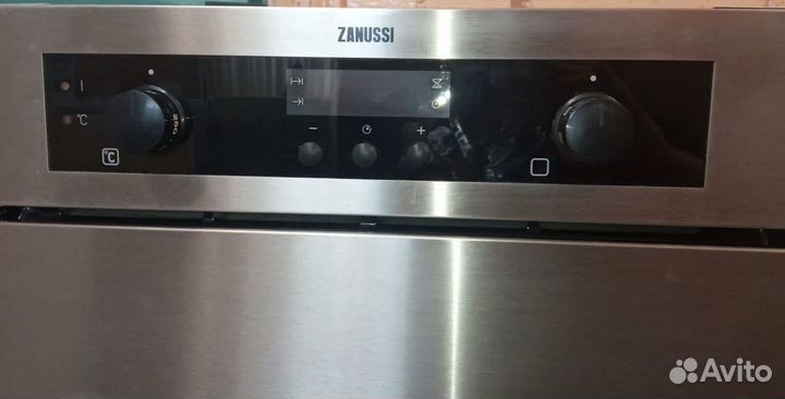 Встраиваемый духовой шкаф zanussi - ZOB 562XL