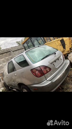 Lexus RX300, В на разбор или на з/части