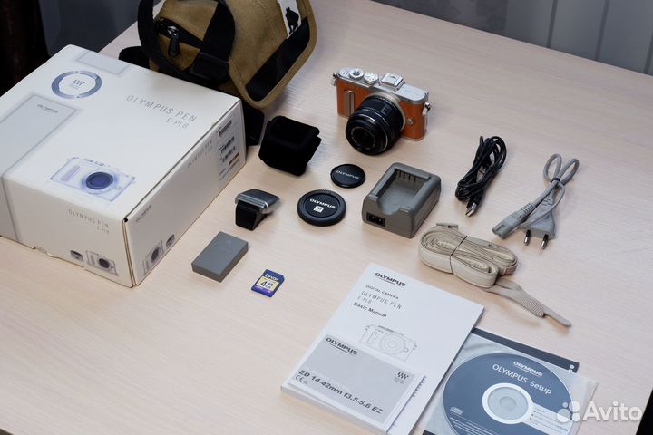 Olympus pen e pl8 kit + комплект