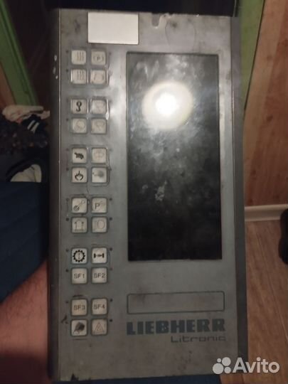 Панель приборов Liebherr 975777001