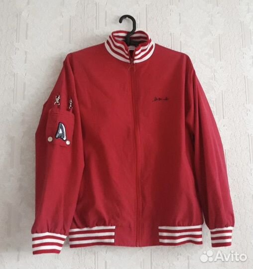 Куртка-ветровка мужская размер 44-46 мерить на 48