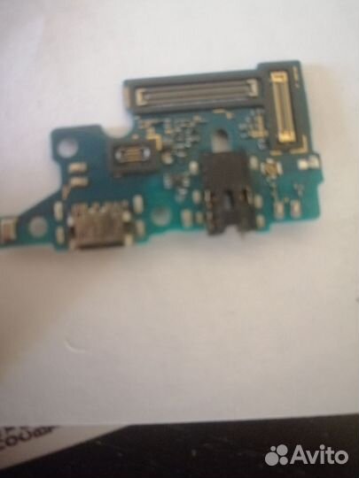 Запчасти на телефон Samsung A51