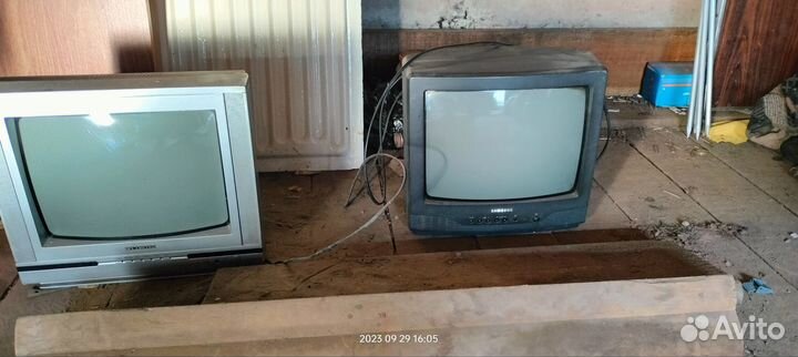 Телевизор на запчасти