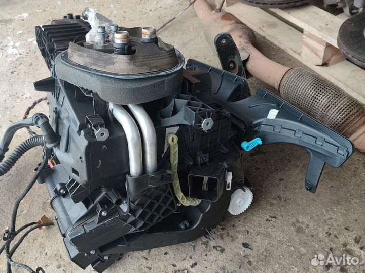 Шкода Октавия А5 корпус печки