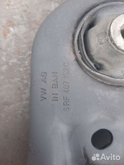 Рычаг передний Skoda Fabia 2