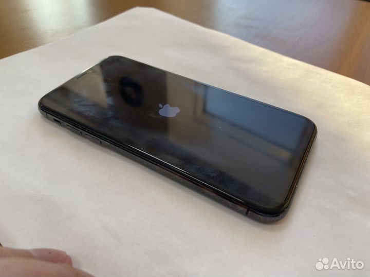iPhone X, 256 ГБ