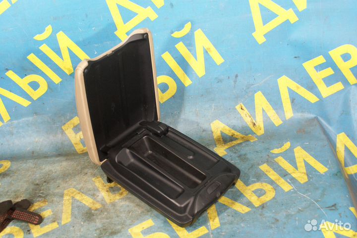 Подлокотник BMW X5 E53