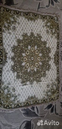 Скатерть шёлковая