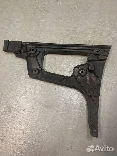 Крепление заднего бампера (левое) Audi A 5 купе