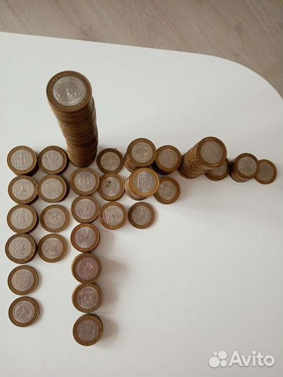 Монеты десятирублевые бим