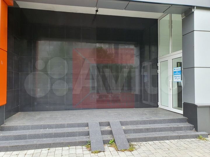 Продам помещение свободного назначения, 300 м²