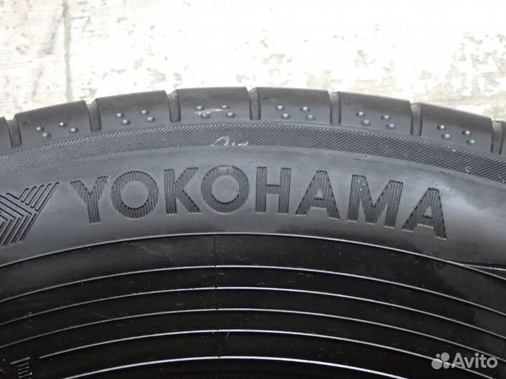 Yokohama BluEarth AE50 215/65 R17 99V