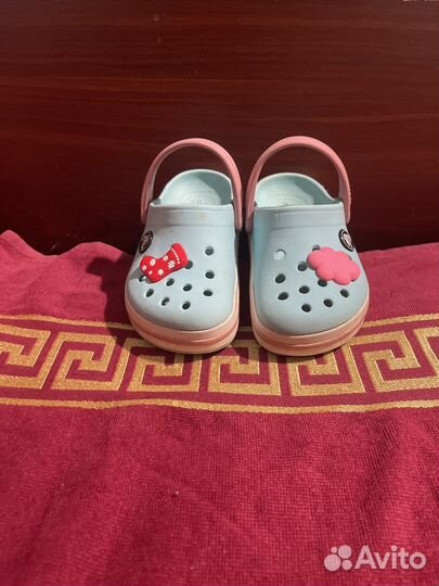 Тапочки детские crocs