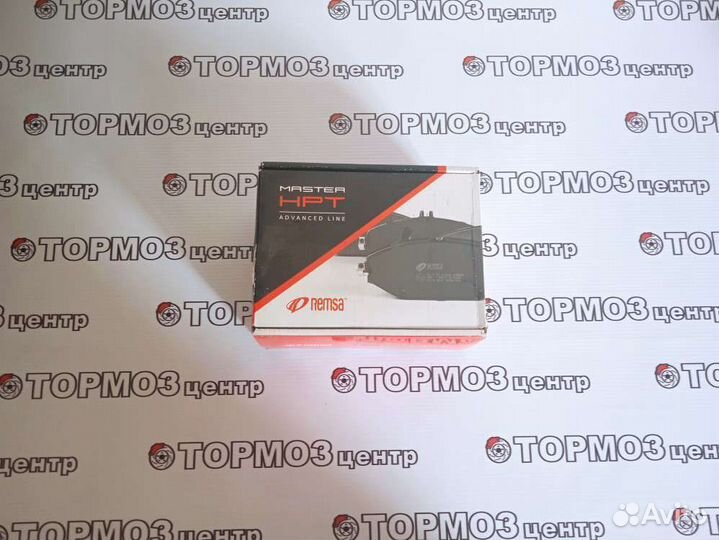 Колодки передние Мерседес W213 E200 аналог