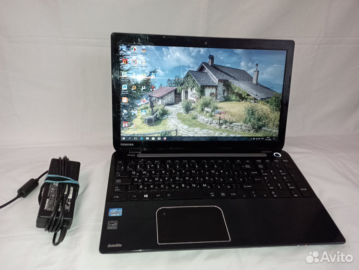 Ноутбук Toshiba L50-A