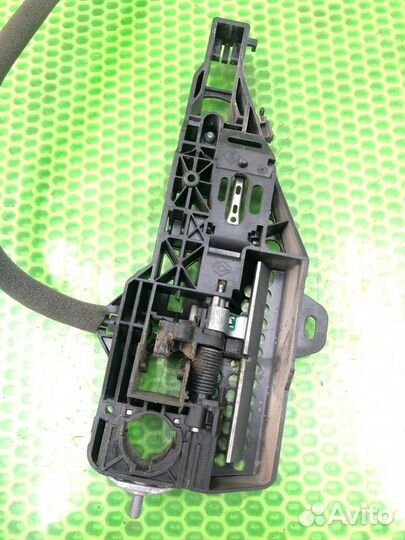 Кронштейн ручки двери передний левый LADA Xray