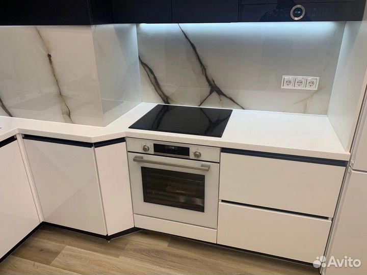 Кухня новая