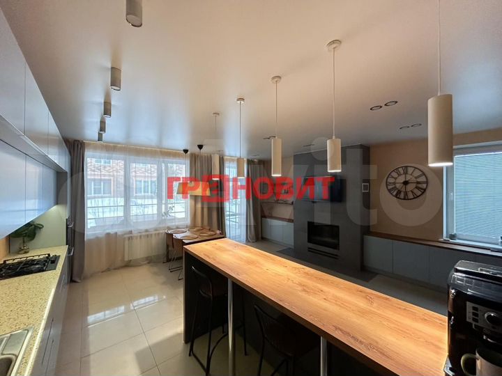 Таунхаус 191 м² на участке 4,6 сот.