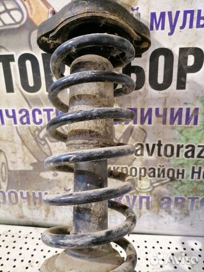 Стойка задняя левая (в сборе) Mitsubishi ASX