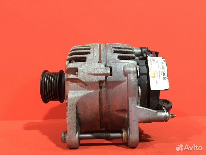 Генератор для Volkswagen Golf 5 BUD (Б/У)