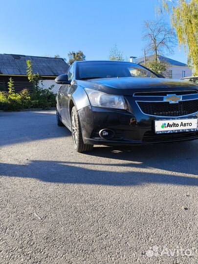 Chevrolet Cruze 1.8 МТ, 2011, 198 000 км
