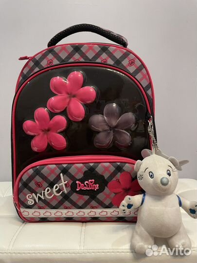 Рюкзак школьный для девочки 1 класс