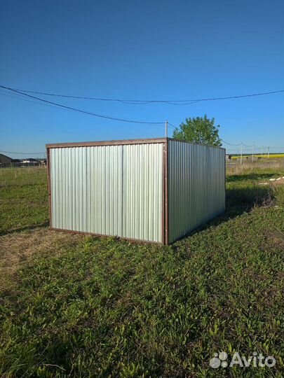Гараж металлический хозблок пенал