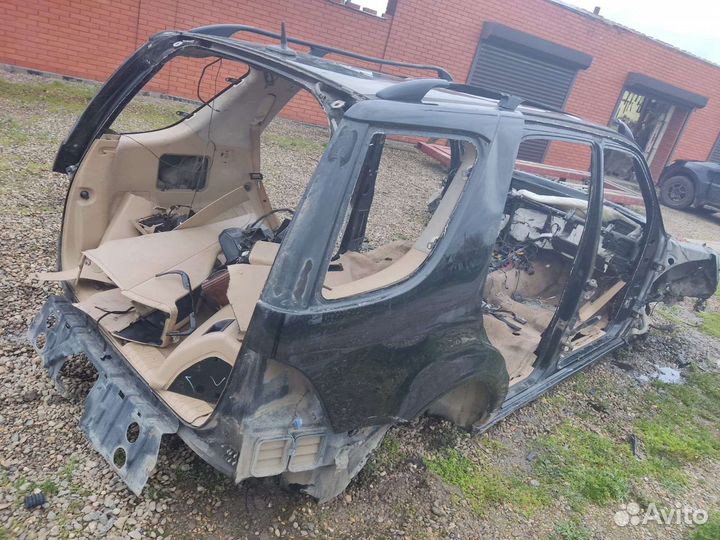 Задние крылья ml350