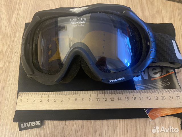 Горнолыжные очки uvex